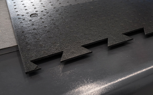 振動刀切割機(jī)：實驗室發(fā)泡板精密裁切的終極解決方案